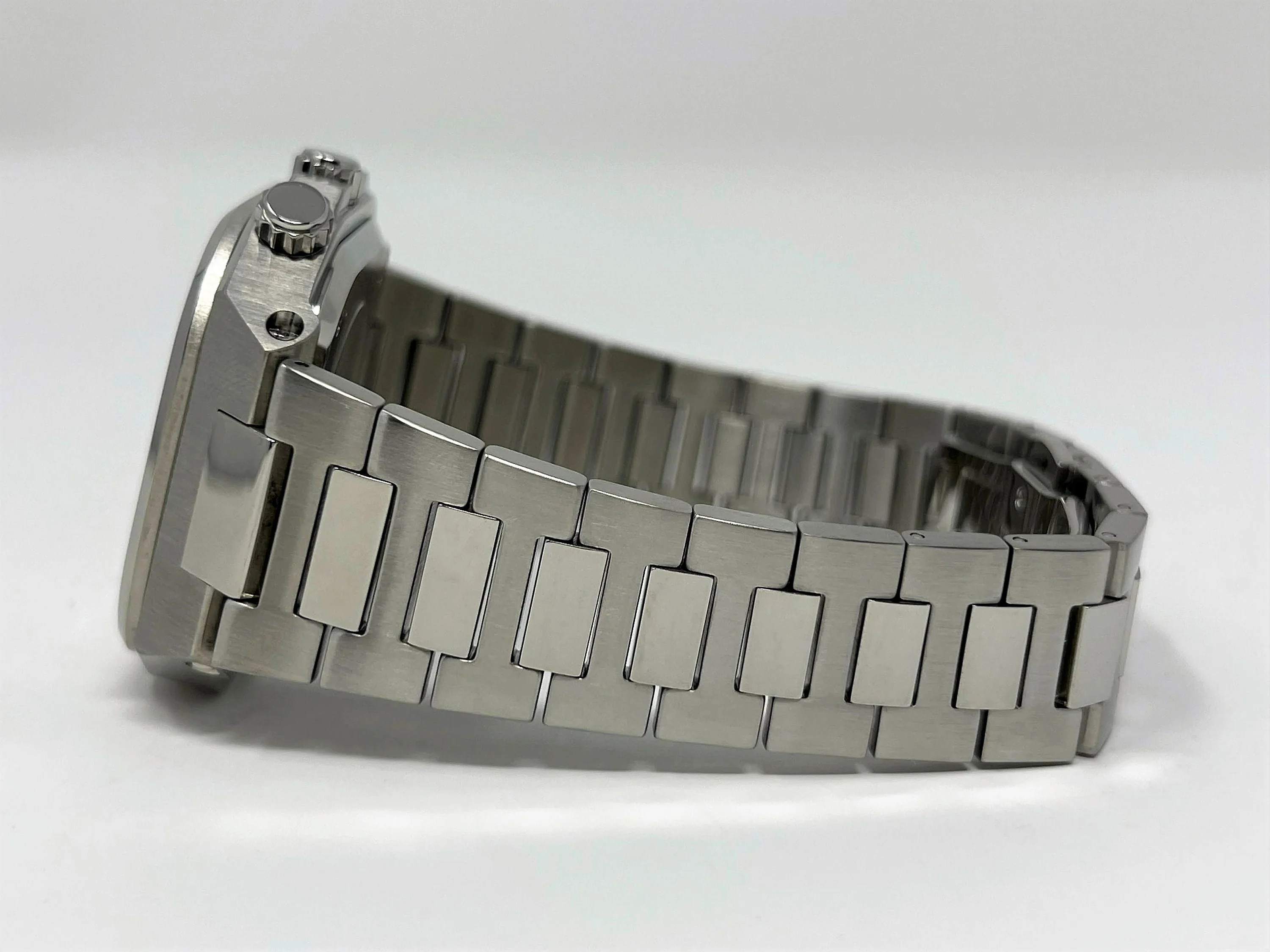 Unique Square Watch Mod - Image 6