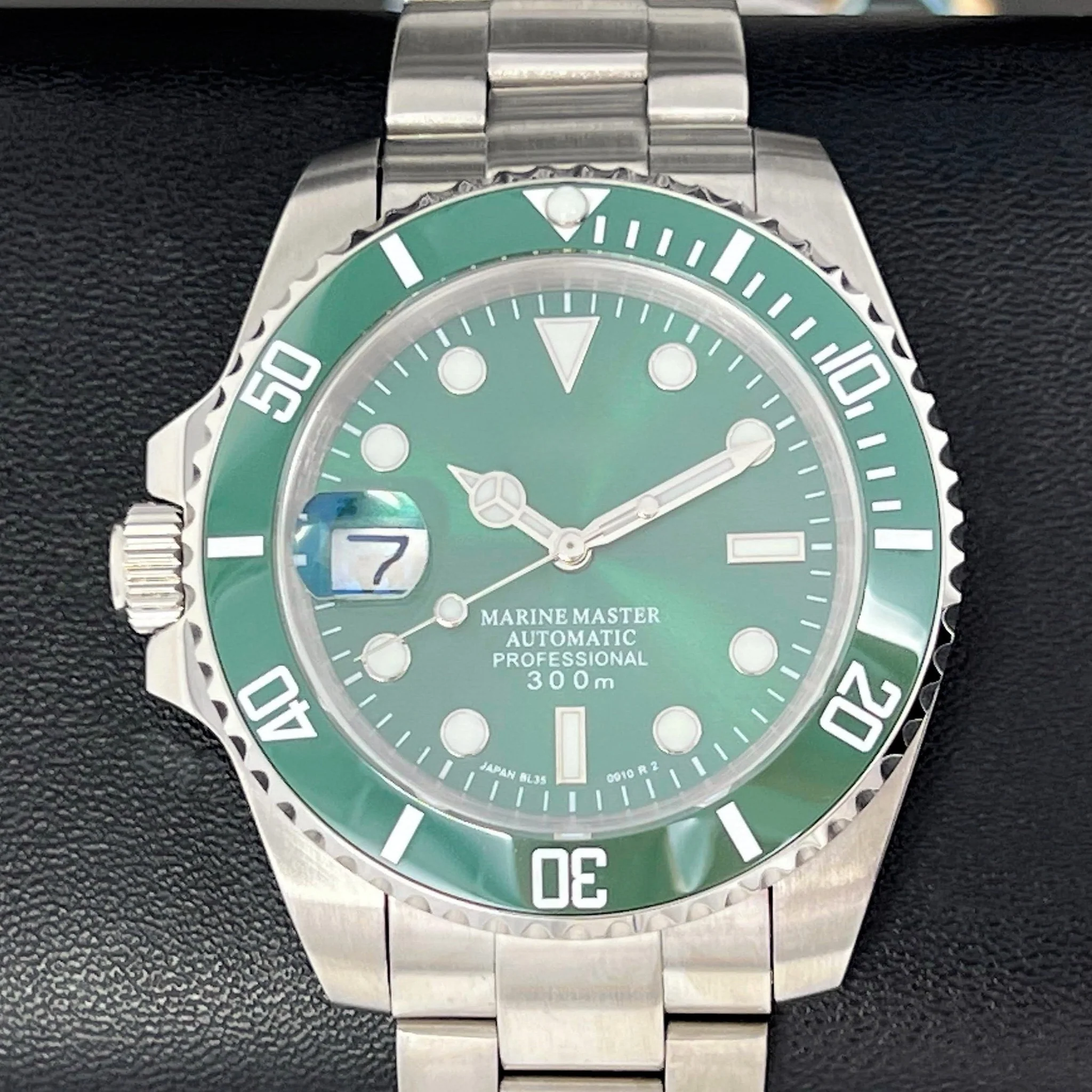 Hulk Sub Lefty