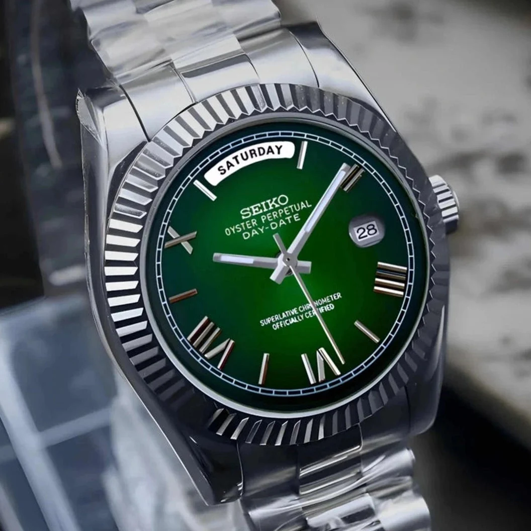 Day Date | Forest Green - Image 3