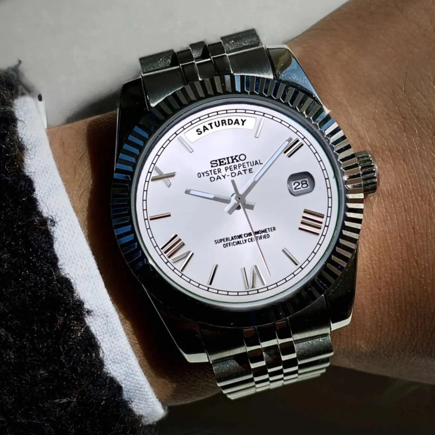 Day Date | White Roman Numeral - Image 4
