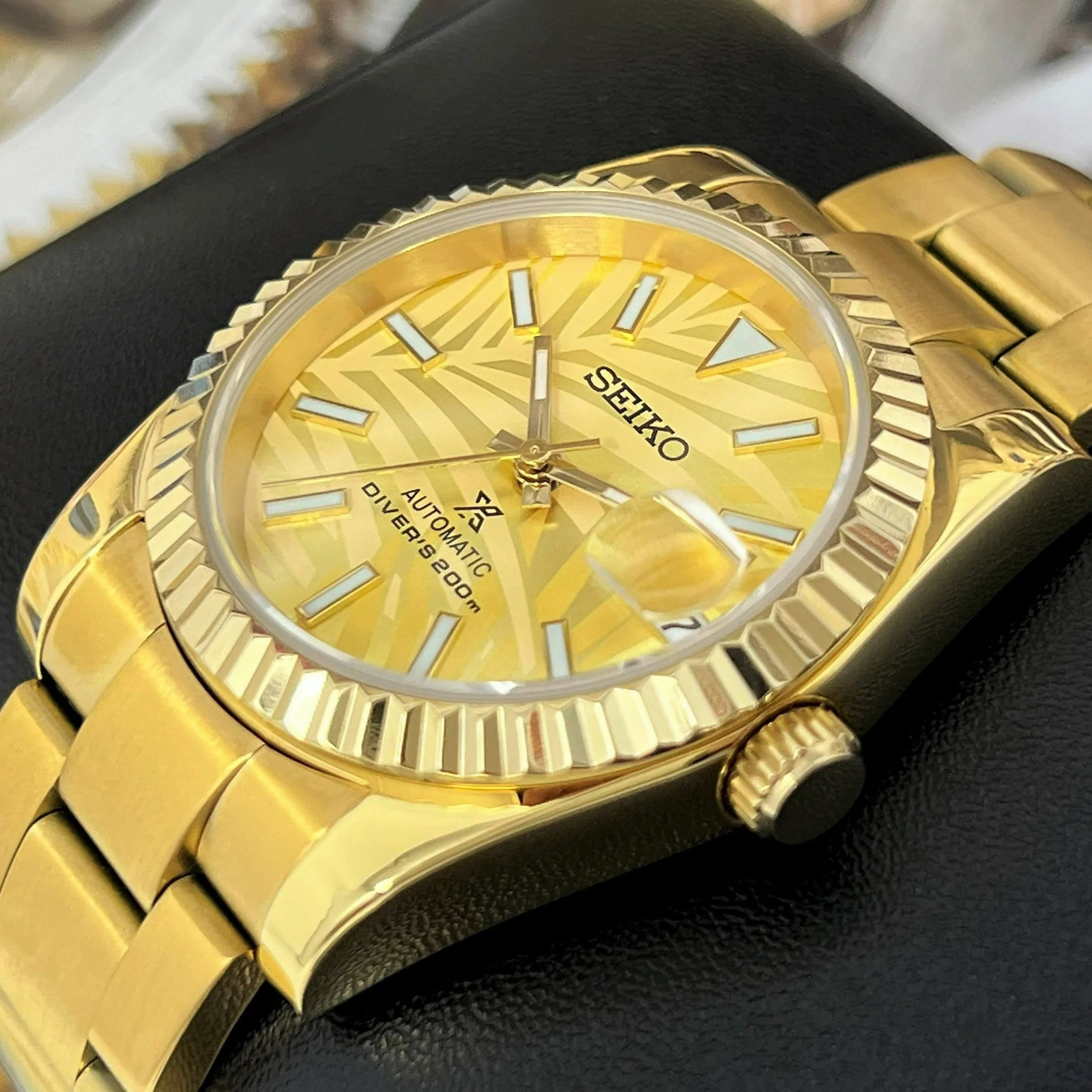 Palm Gold DJ - Image 3