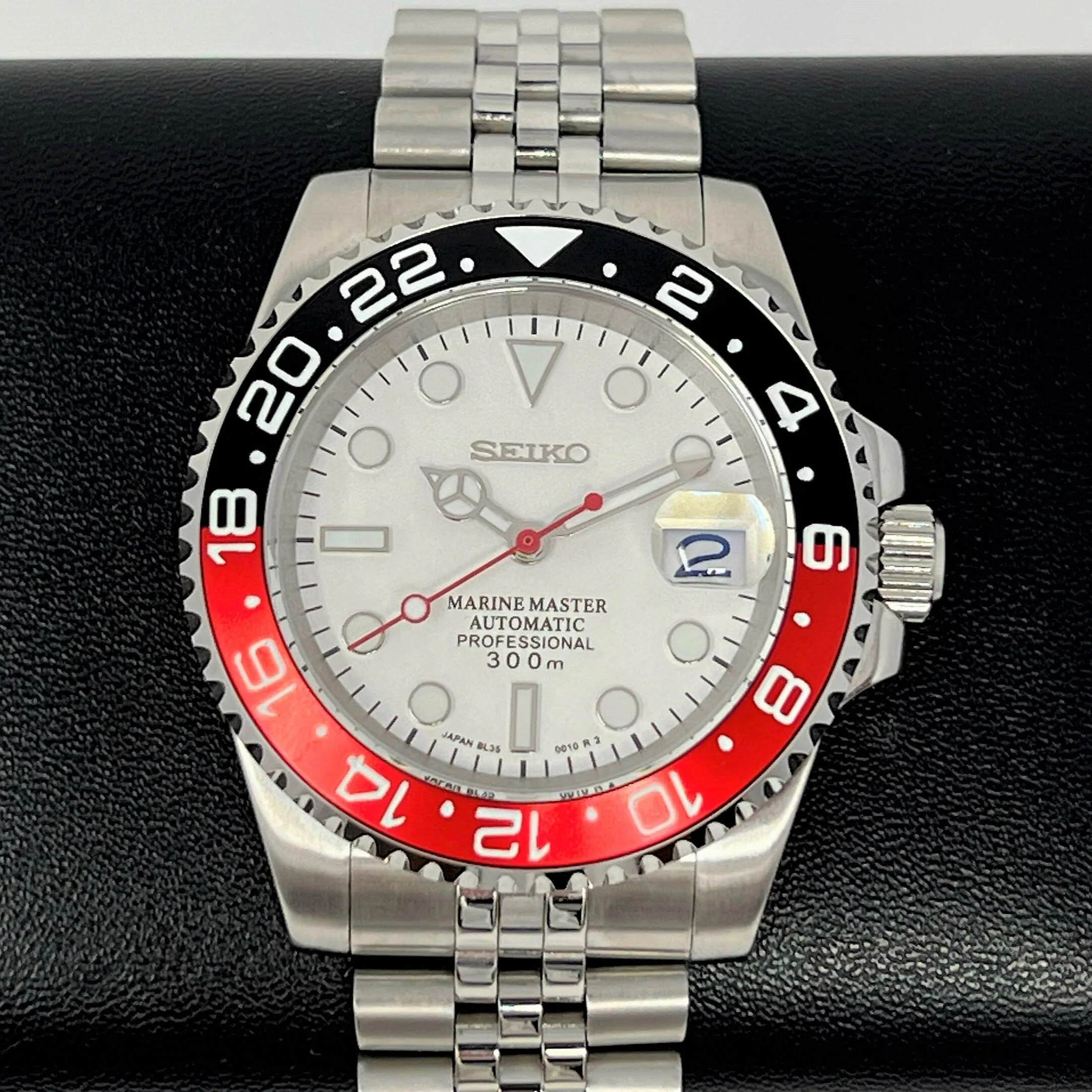 Polar White Coke GMT - Image 2