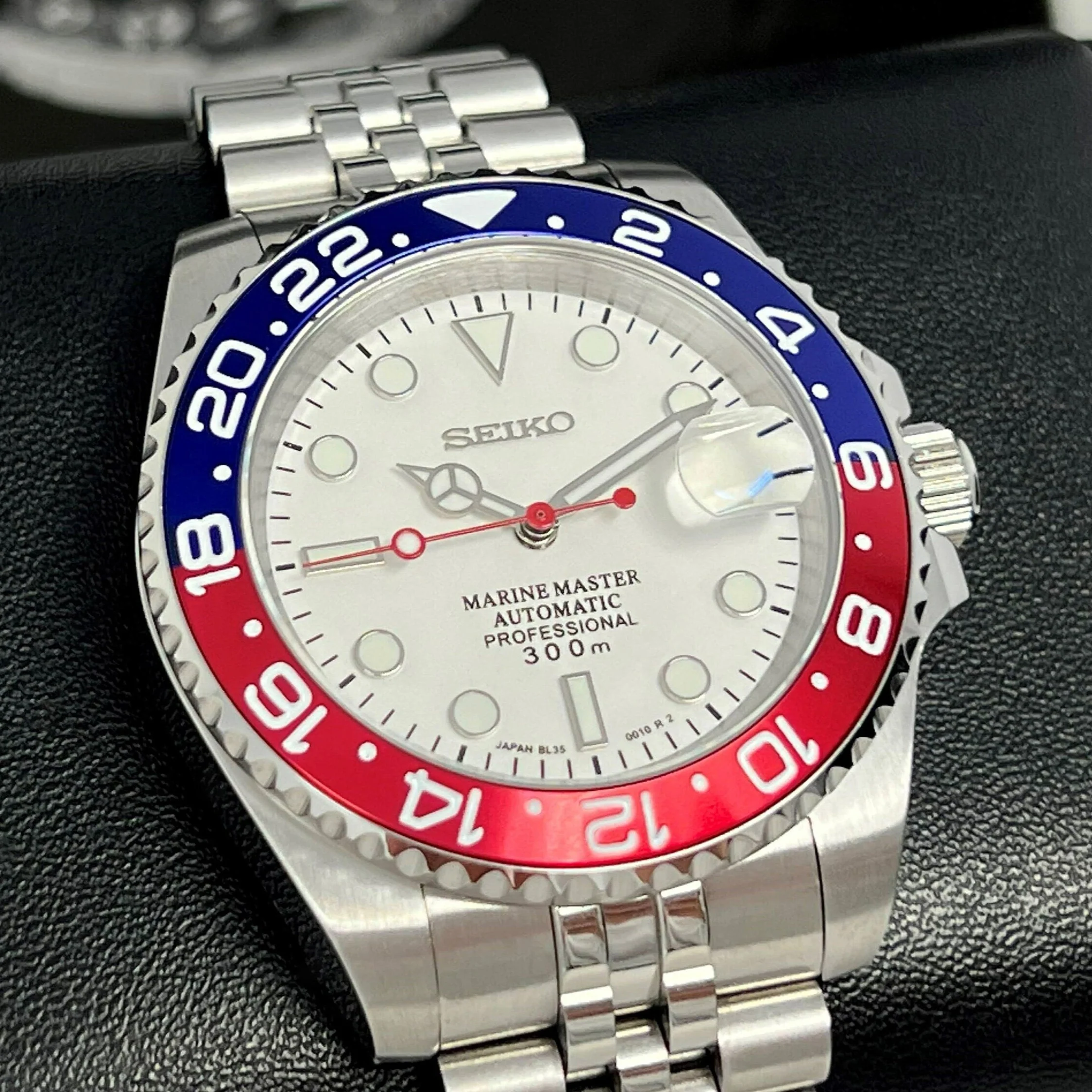 Polar White Pepsi GMT - Image 5