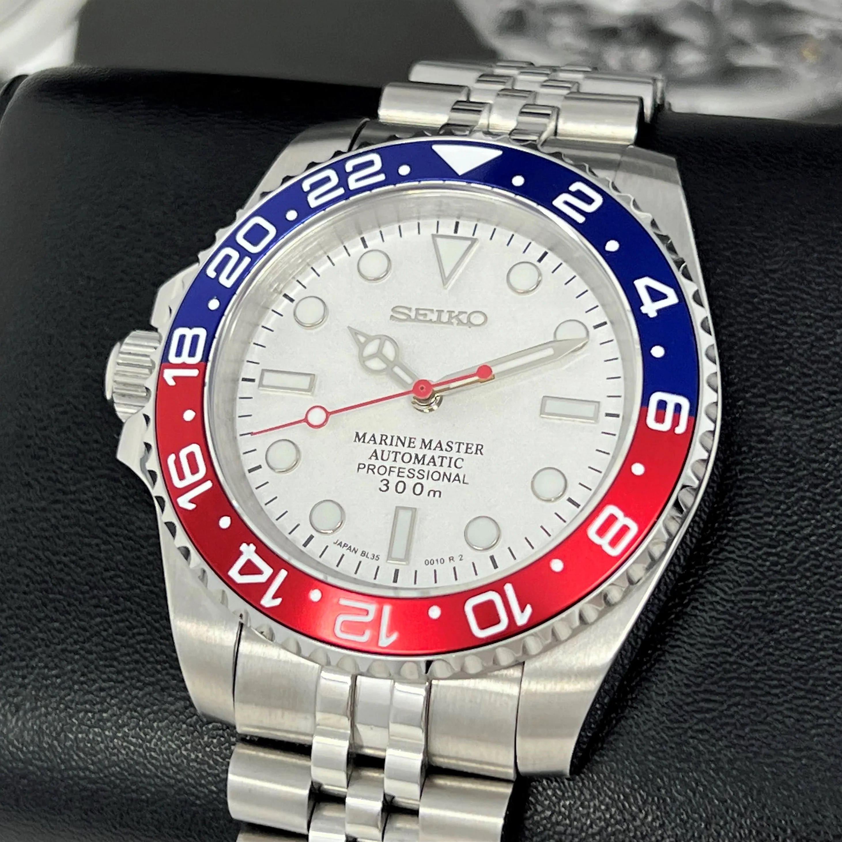 Polar White Pepsi GMT - Image 8