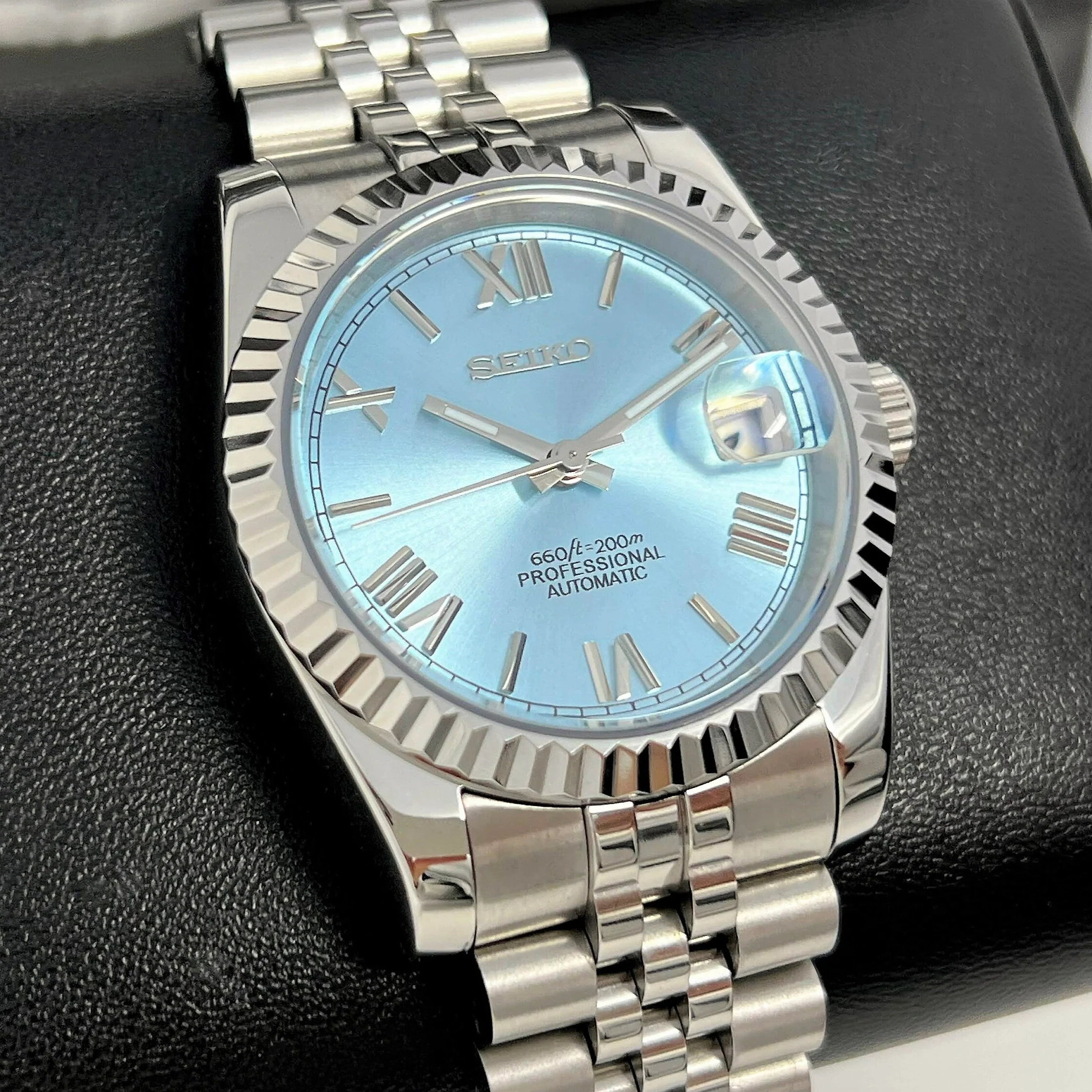 Ice Blue DJ - Image 3
