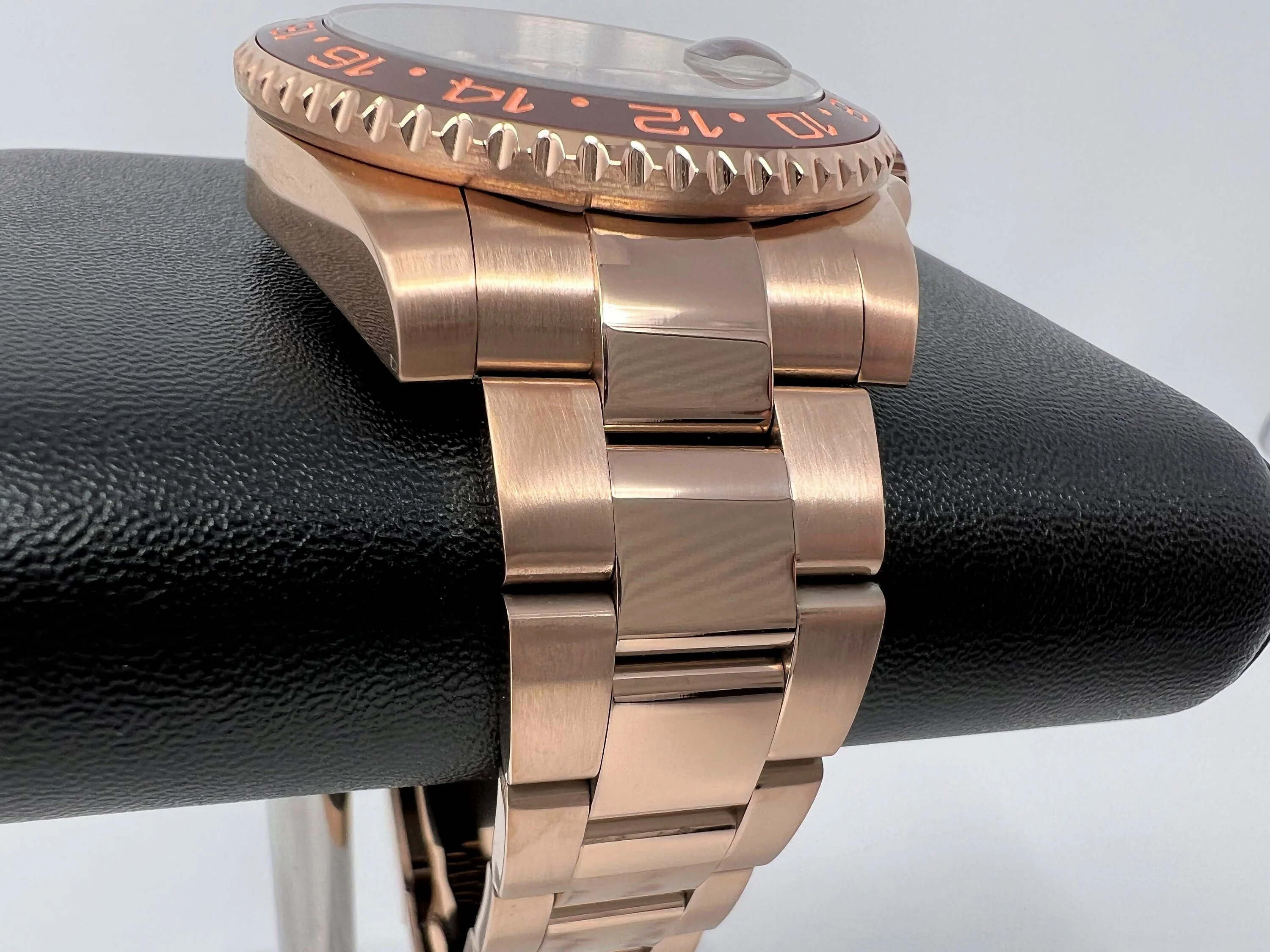 Rootbeer GMT - Image 8