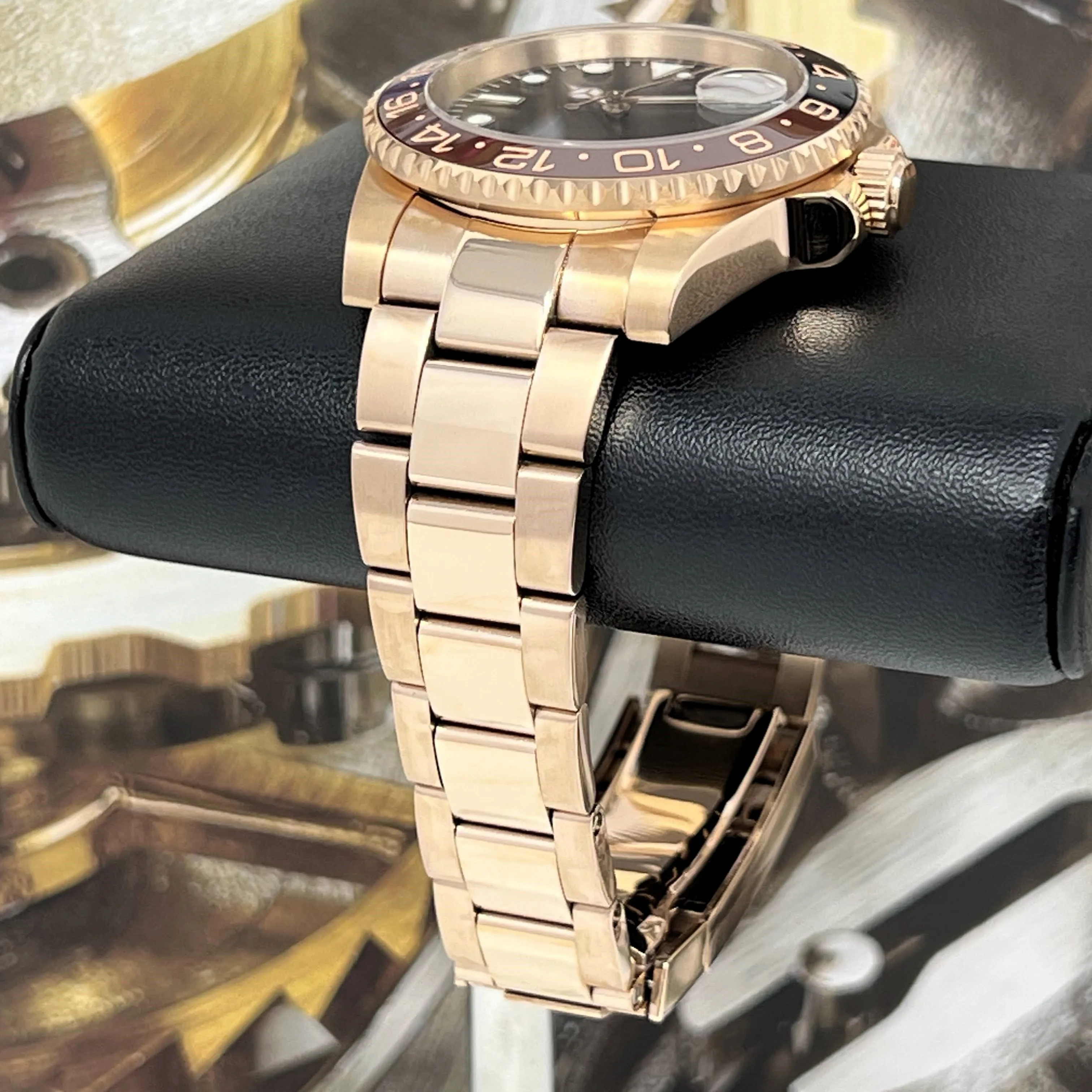 Rootbeer GMT Clean - Image 4
