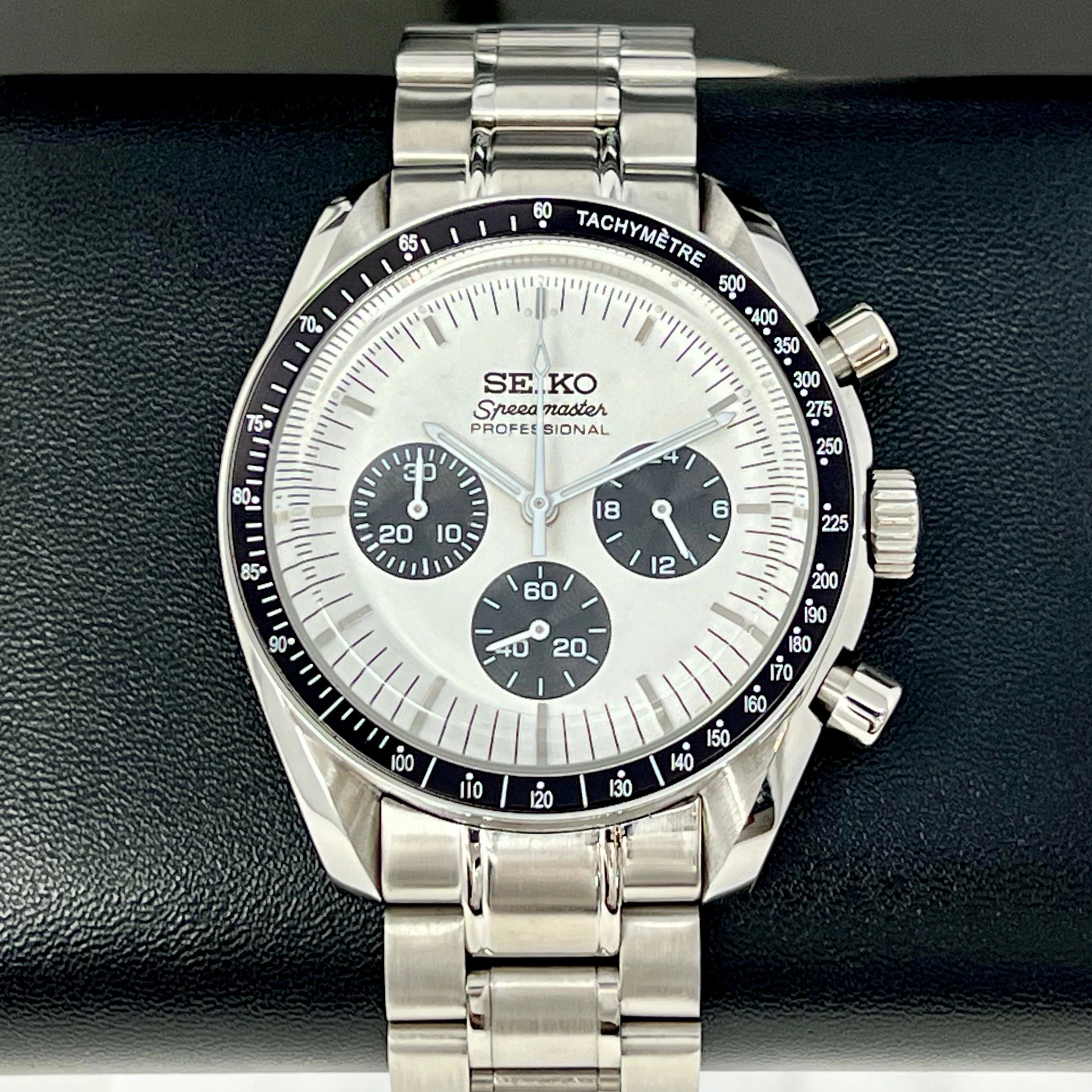 Custom Speedy White Panda - Image 2